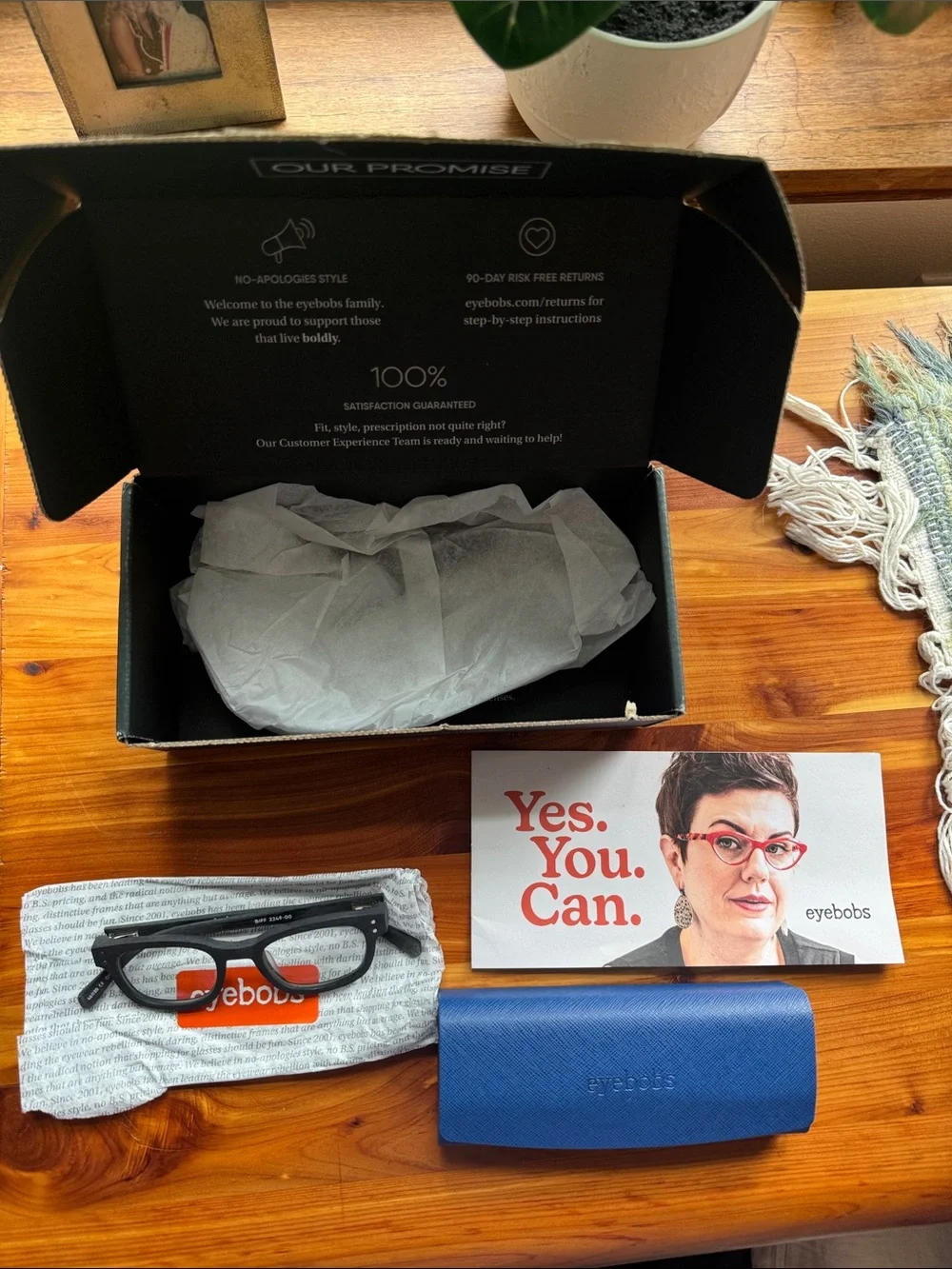 eyebobs Blue Eyeglass Case - Protective Women's Glasses Accessory NWT